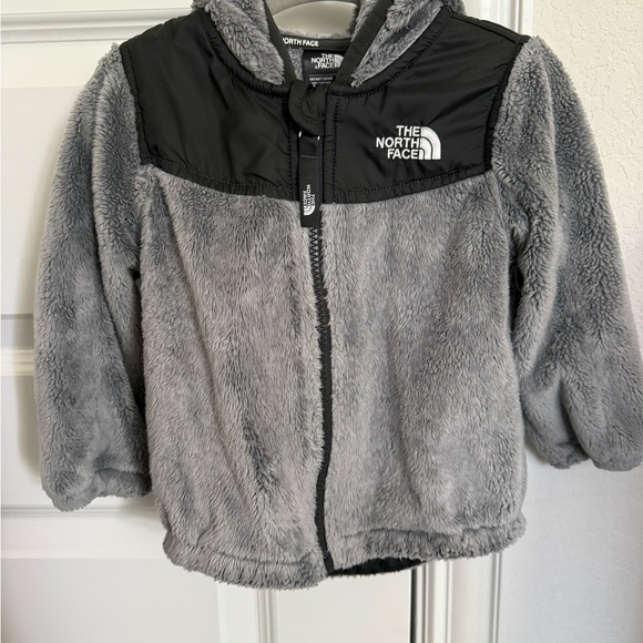 The North Face Charcoal Fleece Jacket - Picture 1 of 3